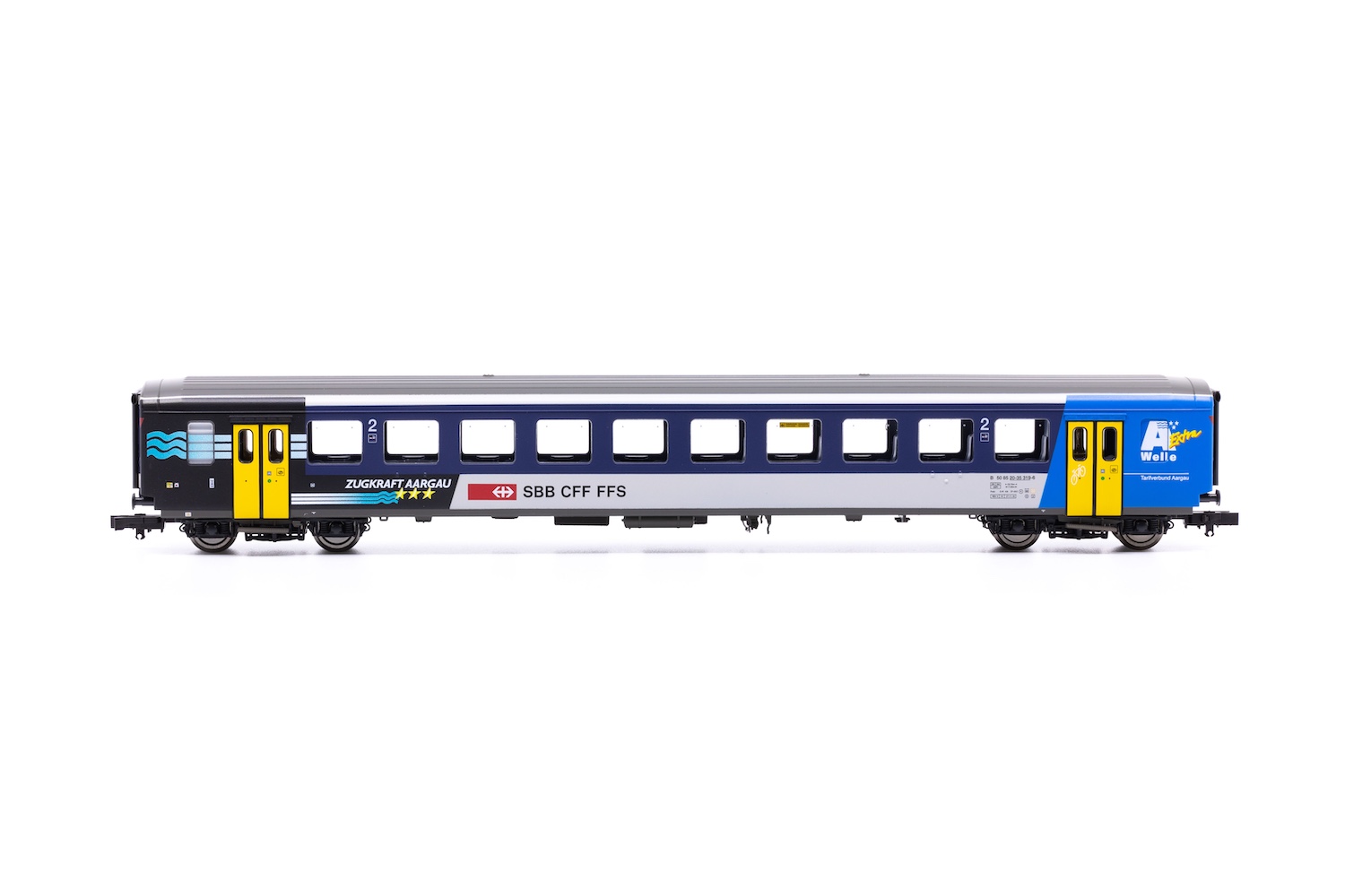 Zugkraft Aargau 5-Part Passenger Car Set with Steuerwagen